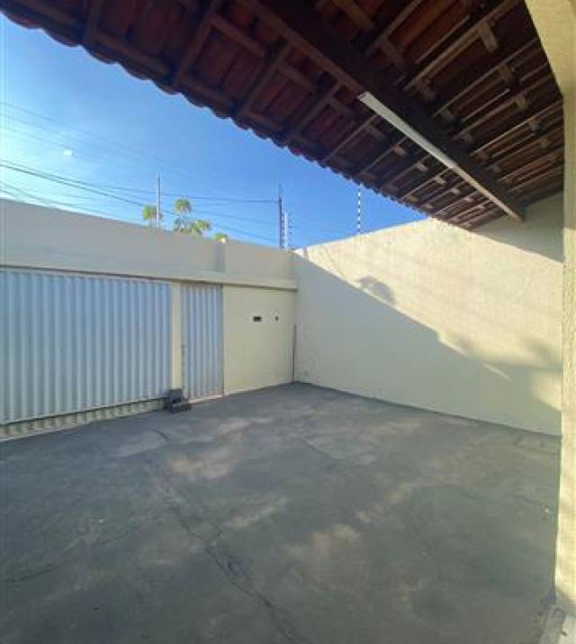 WhatsApp Image 2025-11-10 at 16.21.30 1.jpeg